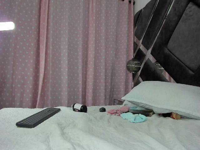 Live sex webcam photo for Violeta_aroca #287856330