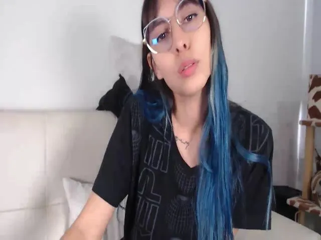 Live sex webcam photo for BlueCoraline #253133993
