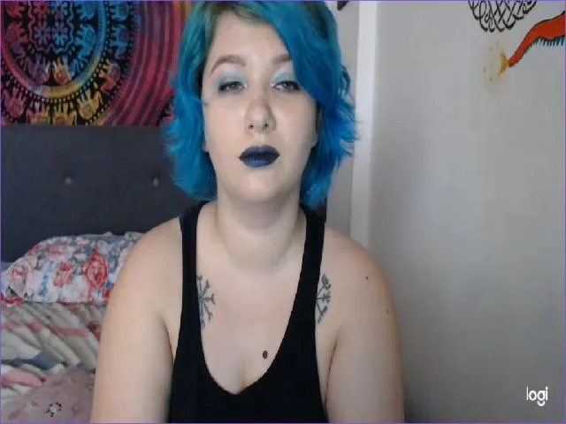 Live sex webcam photo for GoddessEmma #260600612
