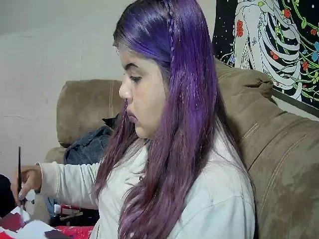 Live sex webcam photo for Lilmisspurp #255557103