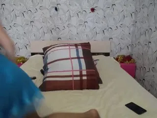 Live sex webcam photo for MomKsenia #240876882