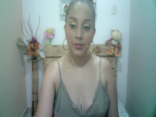 Live sex webcam photo for pamela_kuttee #263524049