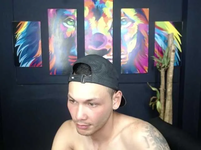 Live sex webcam photo for WONDERCOUPLEE #257222835