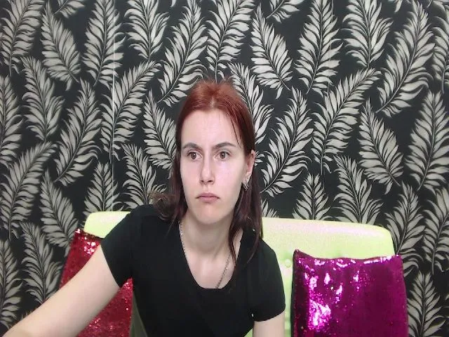 Live sex webcam photo for MollyTravis #257825084