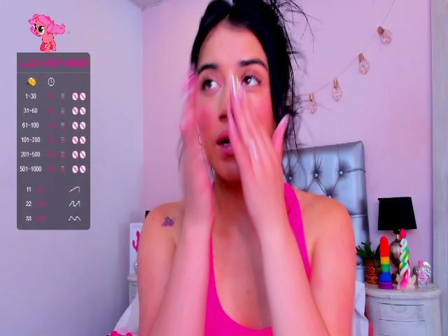 Live sex webcam photo for KallyMyller #257097661