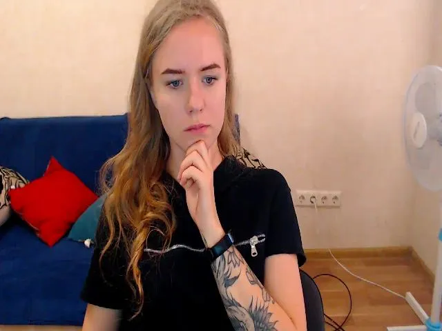 Live sex webcam photo for Limana_xo #261194356
