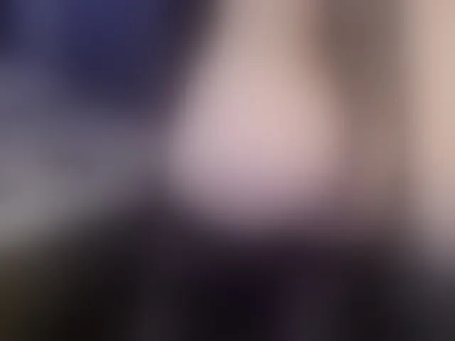 Live sex webcam photo for -EliSwan- #241193179