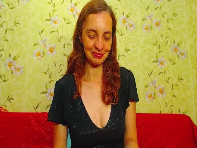 Live sex webcam photo for CarolineFishr #256087184