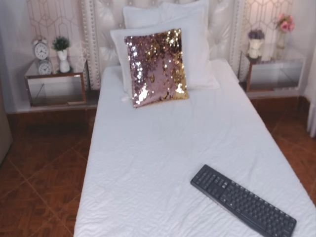 Live sex webcam photo for Rouse_bennett #254999748