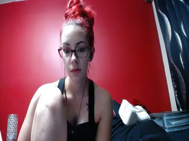 Live sex webcam photo for ZombieGirlX #254362810
