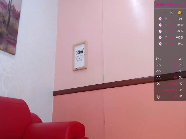 Live sex webcam photo for Helen_scot #255741541