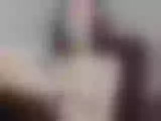 Live sex webcam photo for Evelyn7 #240878760