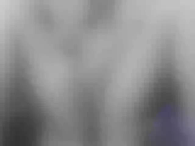 Live sex webcam photo for BeautyM27 #259426096