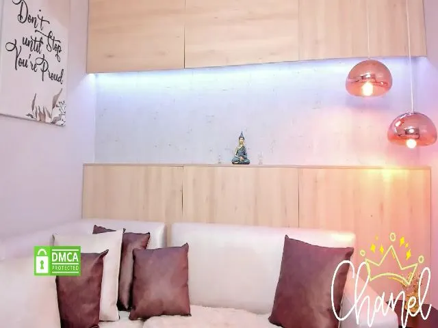 Live sex webcam photo for Chaneladams_ #262188987