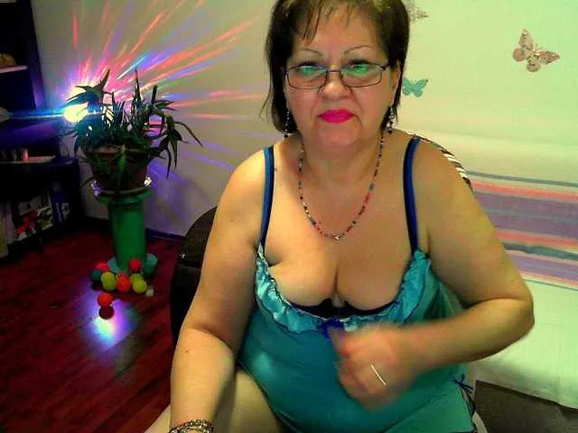 Live sex webcam photo for Vyka-Vyka #241001377