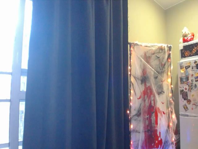 Live sex webcam photo for Angie_Wild #256359092