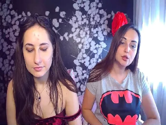 Live sex webcam photo for Nilla_Chim__ #252783672