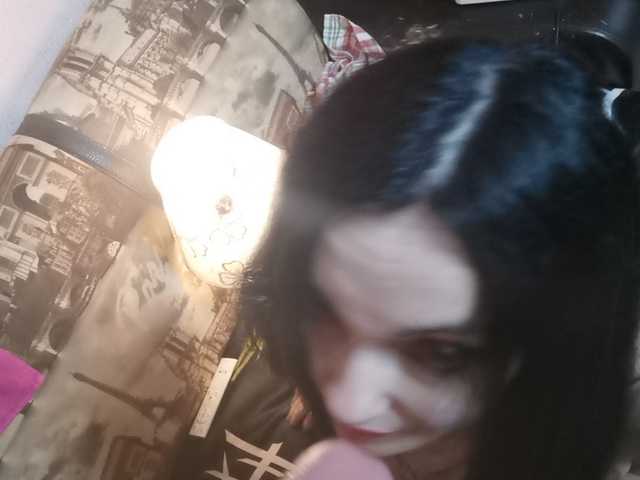 Live sex webcam photo for BoniKlay #241083399