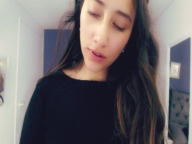 Live sex webcam photo for anniesclub #255838147