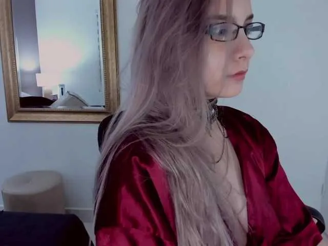 Live sex webcam photo for LilithMystic #242852102