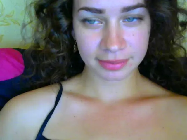 Live sex webcam photo for SofiAmeli #255925501