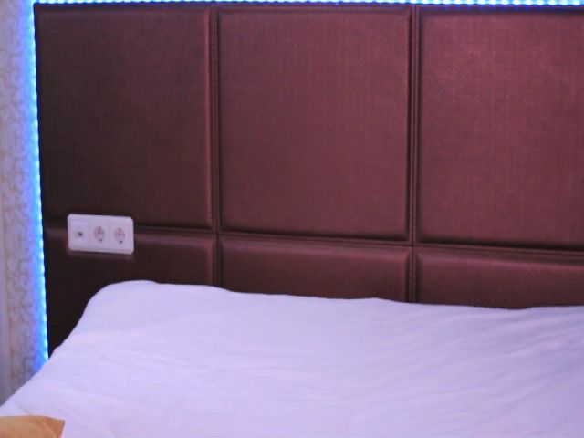 Live sex webcam photo for Eva_Roses #261346024