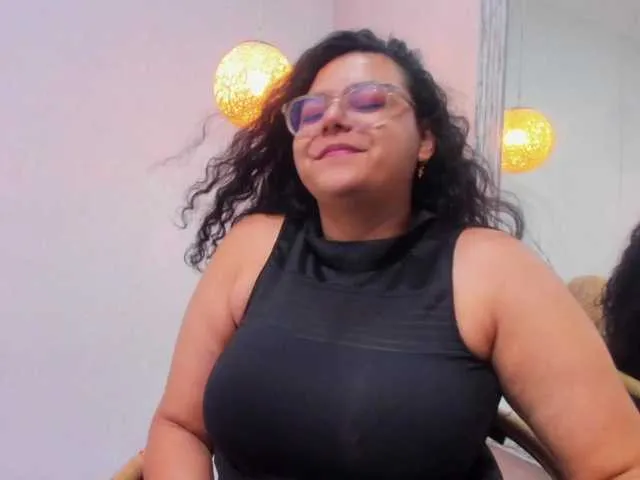 Live sex webcam photo for Natamitch #250382388