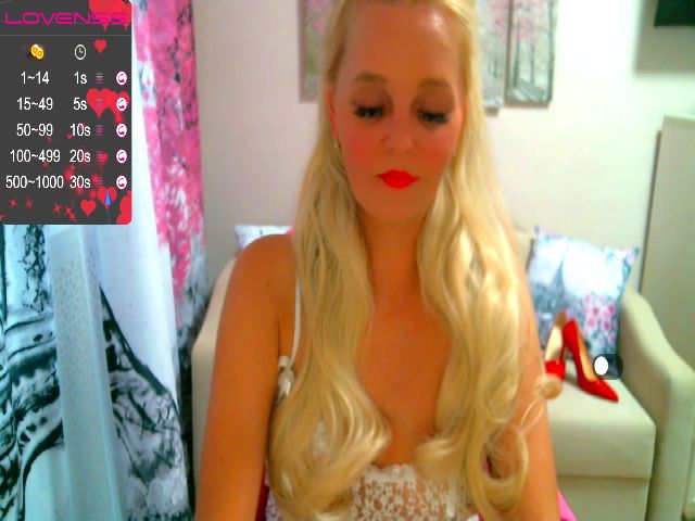 Live sex webcam photo for ChristiRoses #256328057