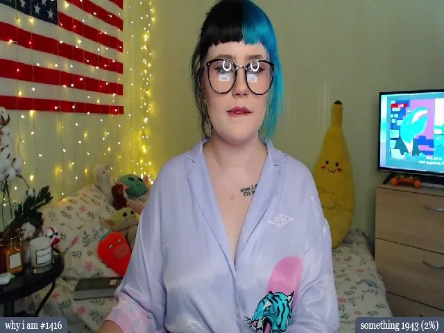 Live sex webcam photo for RoomOfGhosts #254984662