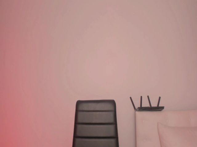 Live sex webcam photo for Karah_Mel #258329294