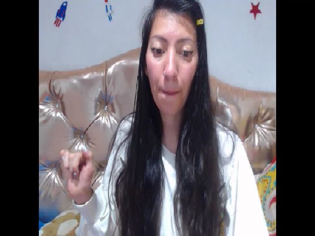 Live sex webcam photo for Kaymilf #263397037