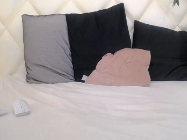 Live sex webcam photo for Tracylowe #263603107