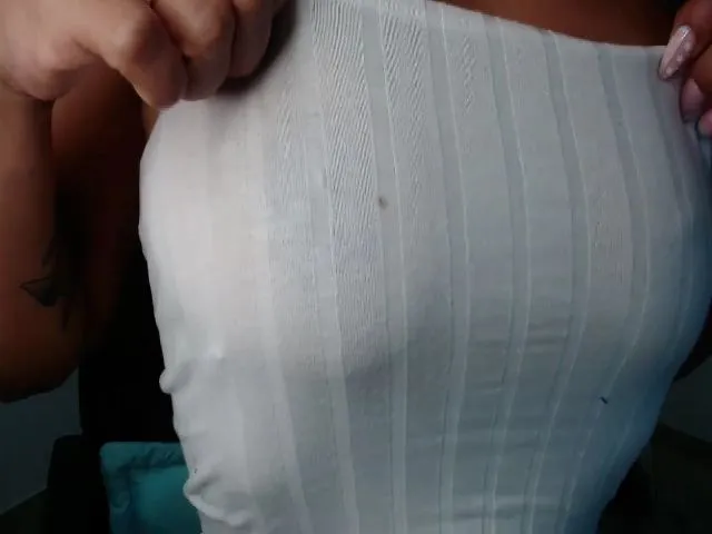 Live sex webcam photo for ViK_Chicas #255628088