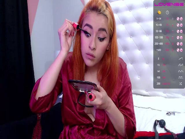 Live sex webcam photo for Valeria_Fox1 #262125087