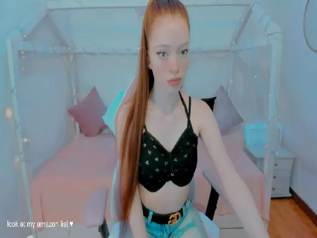 Live sex webcam photo for Emily_sofia1 #262006212