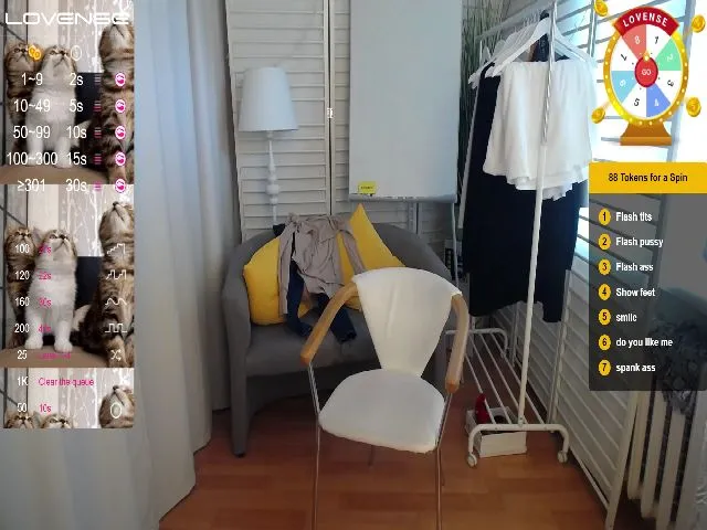 Live sex webcam photo for StayWild21 #257353517