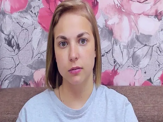 Live sex webcam photo for TataArdent #253572156