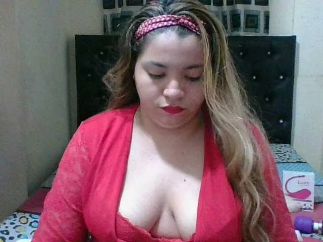 Live sex webcam photo for Victoriamor #240988385
