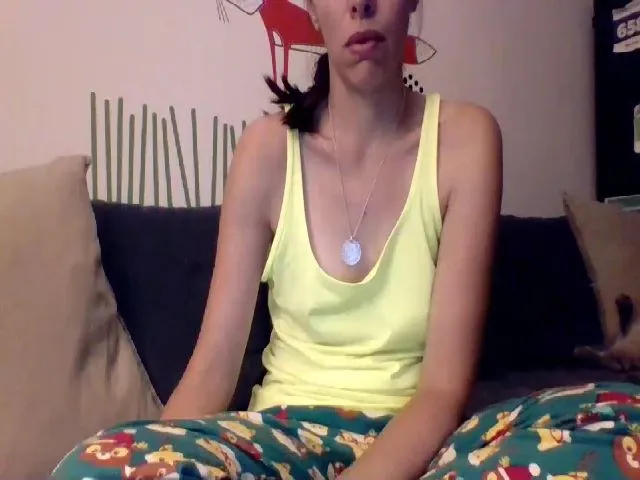 Live sex webcam photo for FoxMoony #261702317