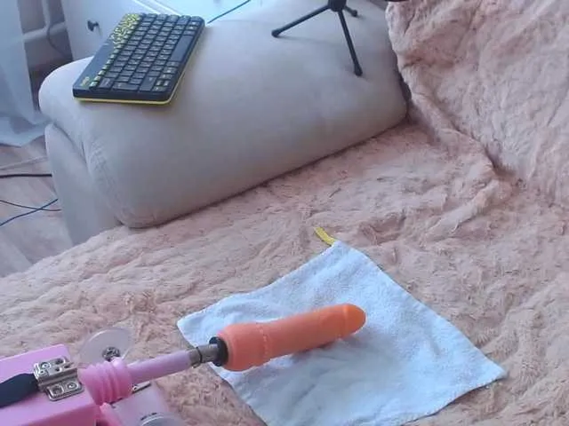 Live sex webcam photo for Sunny-Rose #242392907