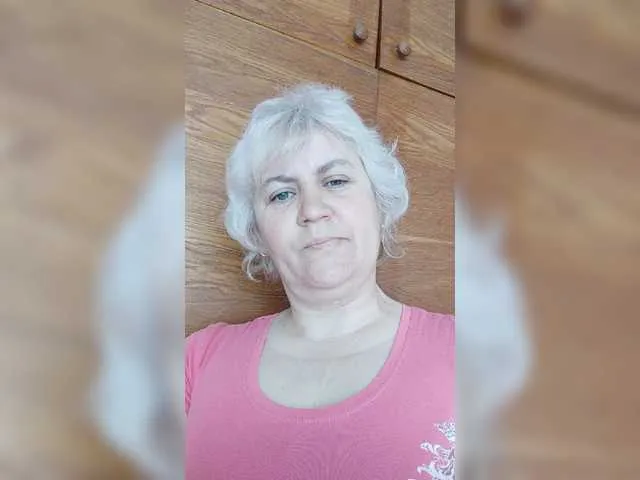 Live sex webcam photo for AngelaFamez #241958192