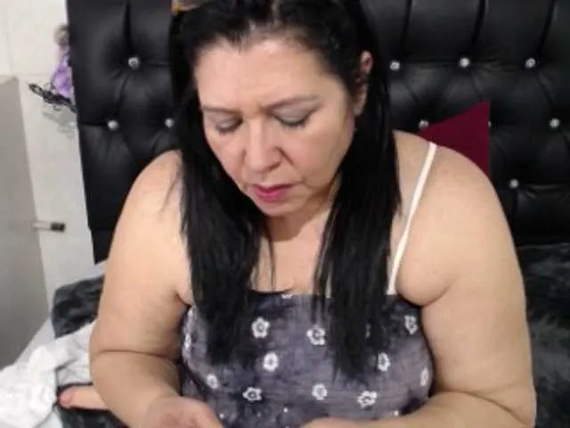 Live sex webcam photo for candystorm01 #245298926