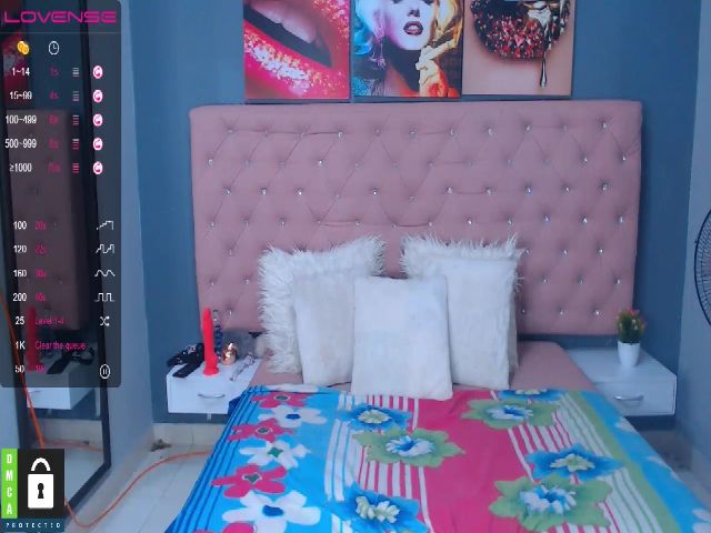 Live sex webcam photo for Tiana_James1 #255261387