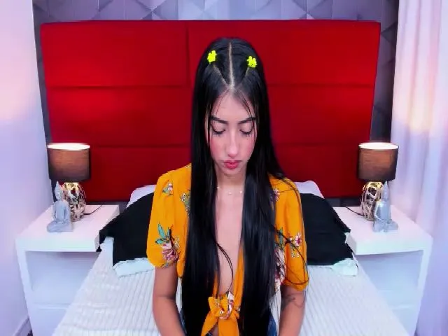 Live sex webcam photo for Chanel_broke #254979630