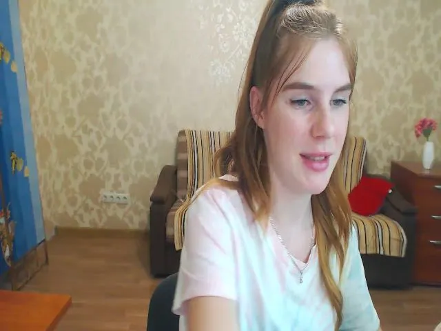 Live sex webcam photo for Vesnyshka #265085195