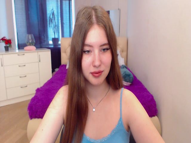 Live sex webcam photo for AdmireMyEyes #253327186