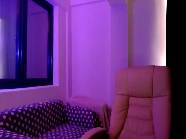 Live sex webcam photo for ANAzingERICKA #261221695