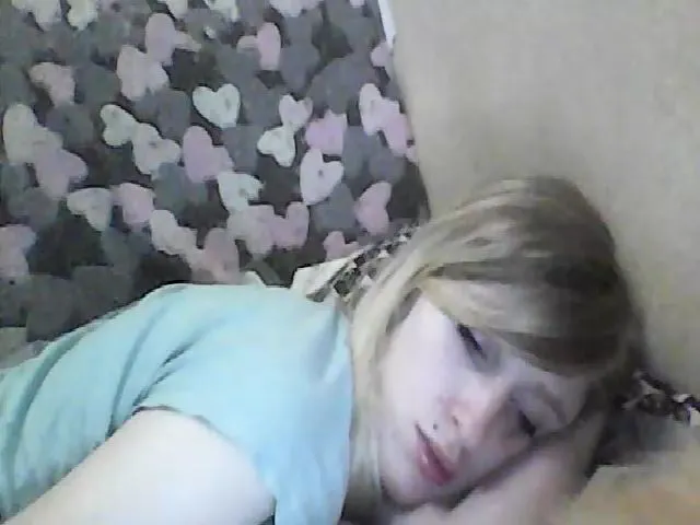 Live sex webcam photo for GuiltyKitty #265435492