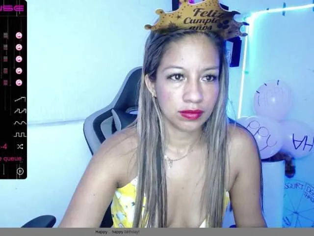 Live sex webcam photo for ninatinydoll #244235993