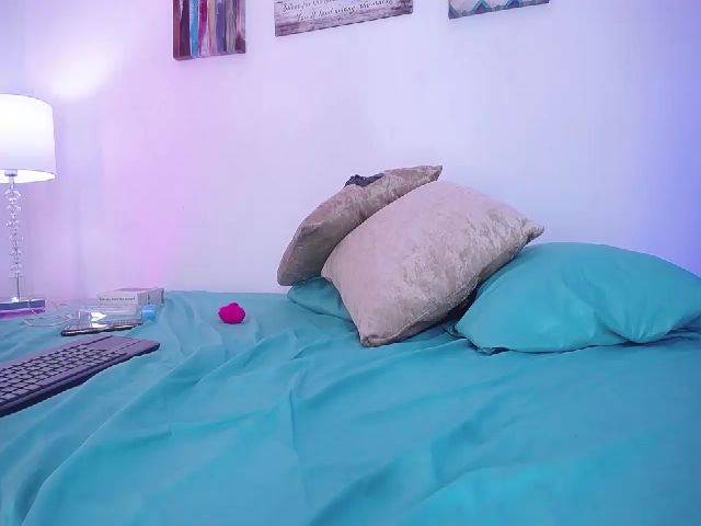 Live sex webcam photo for Chrishadoll #253216600